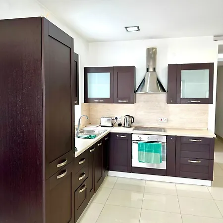 Luxury Penthouse 170 Meters From The Sea In Balluta Bay Apartamento Sliema