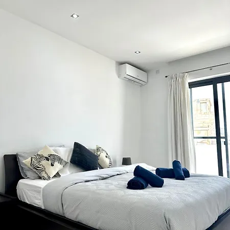 Apartamento Luxury Penthouse 170 Meters From The Sea In Balluta Bay