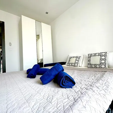Luxury Penthouse 170 Meters From The Sea In Balluta Bay * Sliema