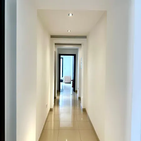 Luxury Penthouse 170 Meters From The Sea In Balluta Bay Διαμέρισμα Σλιέμα