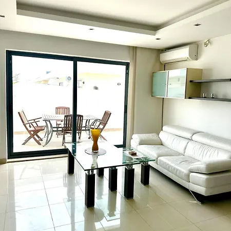 Διαμέρισμα Luxury Penthouse 170 Meters From The Sea In Balluta Bay Σλιέμα
